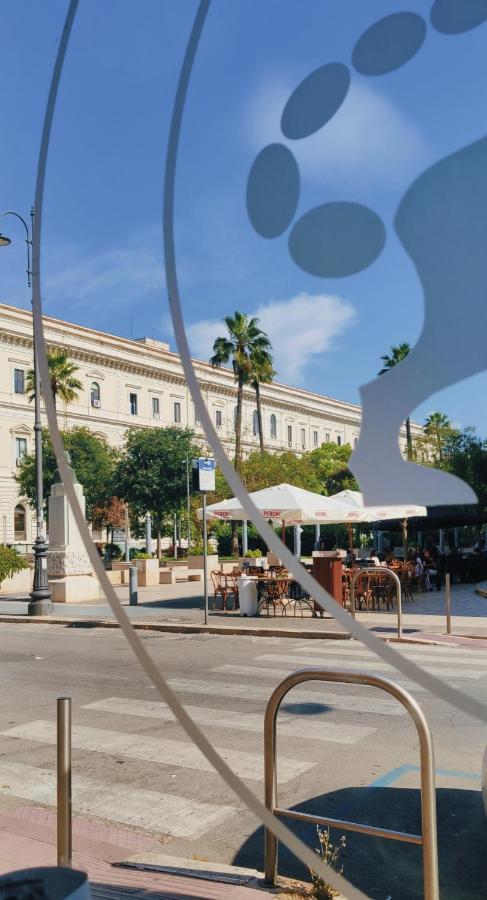 Nicolai63 Hotel Bari Buitenkant foto